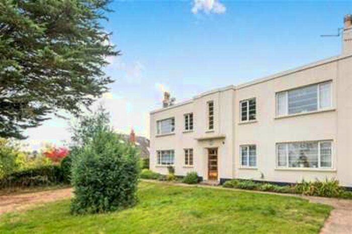 2 Bedroom Flat To Rent In Taddyforde Court Mansions, Exeter, EX4