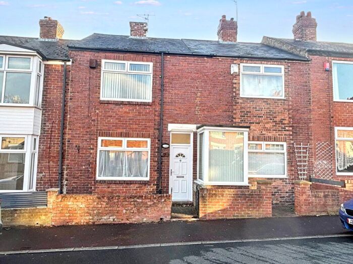 2 Bedroom Terraced House To Rent In Gunn Street, Gateshead, Tyne And Wear, NE11