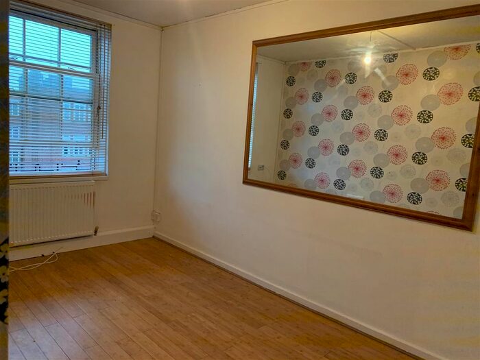 1 Bedroom Flat To Rent In Homerton High Street, London, E9
