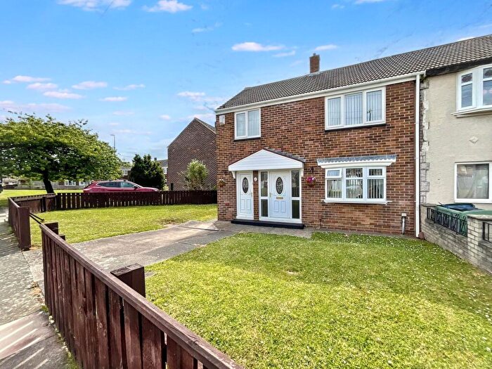 3 Bedroom End Of Terrace House For Sale In Soane Gardens, South Shields, NE34