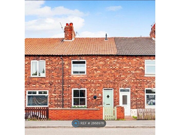 2 Bedroom Terraced House To Rent In Lynton Cottages, Selby, YO8