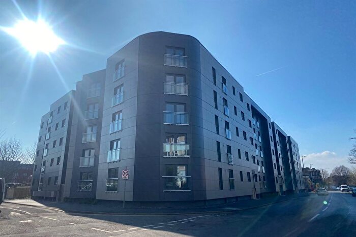 2 Bedroom Flat To Rent In (Plot ) Drawbridge House, The Bailey, M15