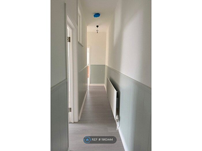 1 Bedroom Flat To Rent In Lee House, Newcastle-Under-Lyme, ST5