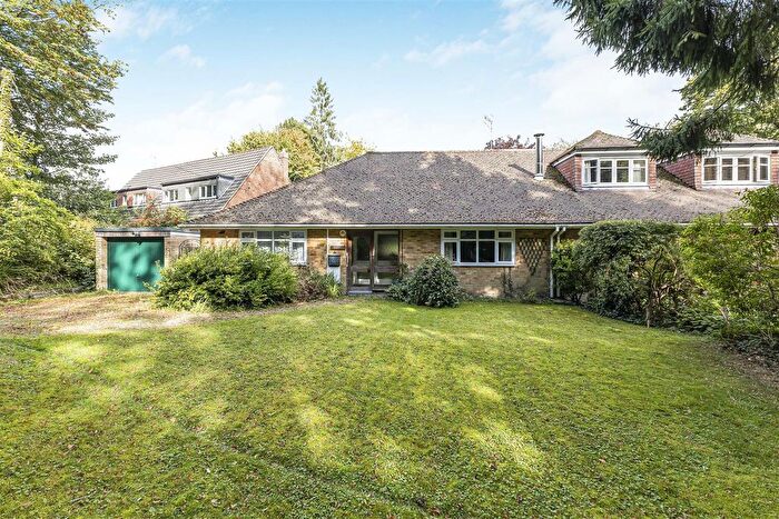 3 Bedroom Semi Detached Bungalow For Sale In Whitepost Lane, Culverstone, DA13