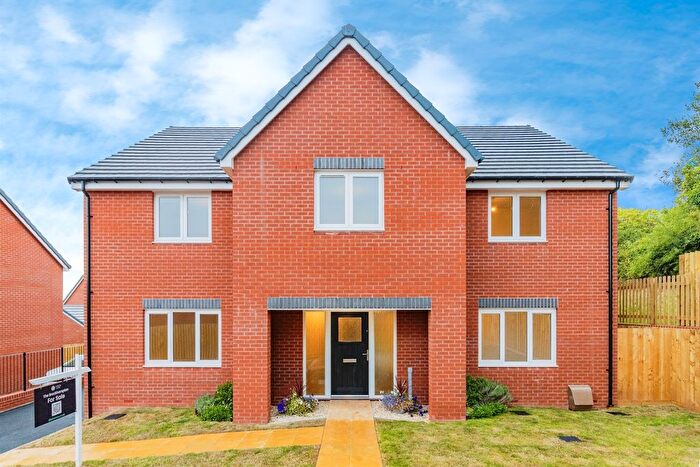 5 Bedroom Detached House For Sale In Vicarage Hill, Kingsteignton, Newton Abbot, TQ12