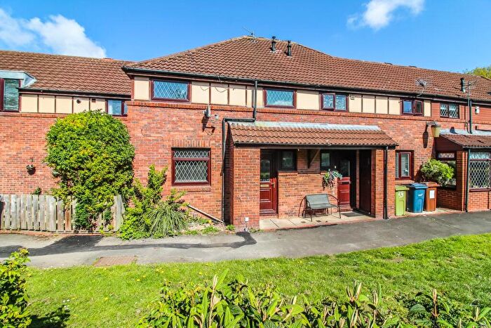 3 Bedroom Terraced House For Sale In Curlew Close, Ayton, Washington, NE38