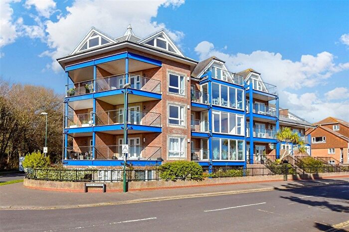 2 Bedroom Flat For Sale In Kings Parade, Bognor Regis, West Sussex, PO21