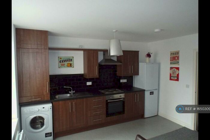 2 Bedroom Flat To Rent In Sunniside, Sunderland, SR1