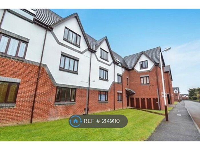 Studio To Rent In Allington Close, Greenford, UB6