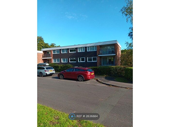 2 Bedroom Flat To Rent In Bassett, Southampton, SO16