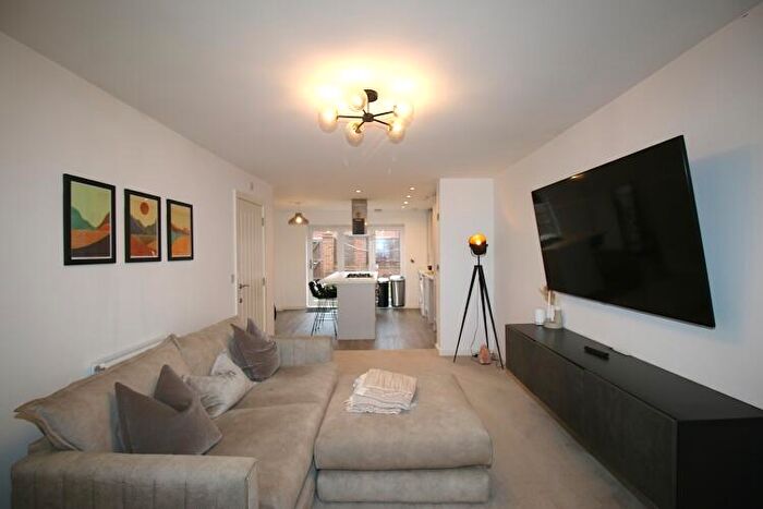 3 Bedroom Semi Detached House To Rent In Kersal Wood Avenue Manchester, M7