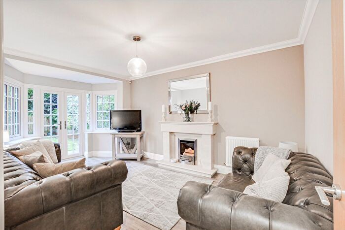 4 Bedroom Detached House To Rent In Orchard Avenue, Manchester, M28