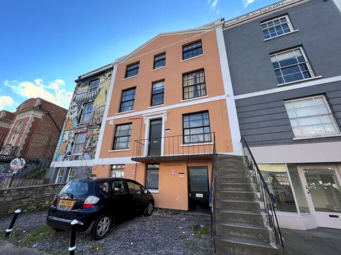 Studio To Rent In Cheltenham Road, Stokes Croft, Bristol, BS6