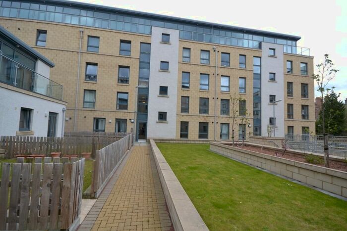 2 Bedroom Flat To Rent In Handyside Place, Shandon, Edinburgh, EH11