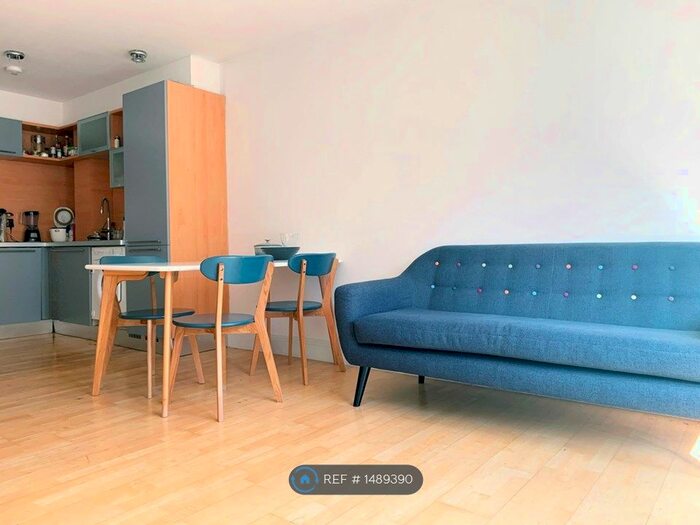 2 Bedroom Flat To Rent In Grange Road, London, SE1