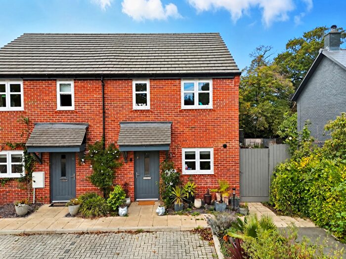 3 Bedroom Semi-Detached House For Sale In Bullwood Hall Lane, Hockley, Essex, SS5