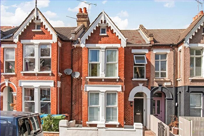 2 Bedroom Flat For Sale In Dunstans Road, East Dulwich, London, SE22