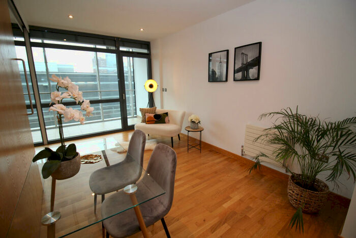 1 Bedroom Apartment To Rent In Deansgate, Manchester, M3