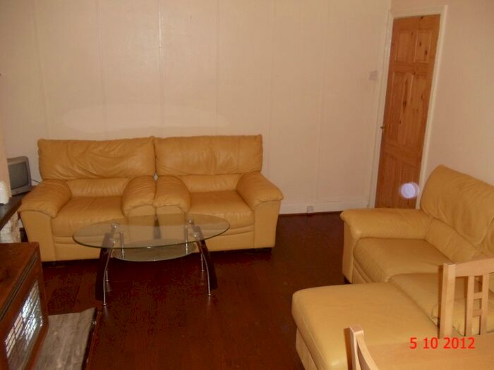 2 Bedroom Flat To Rent In Simonside Terrace, Heaton NE6