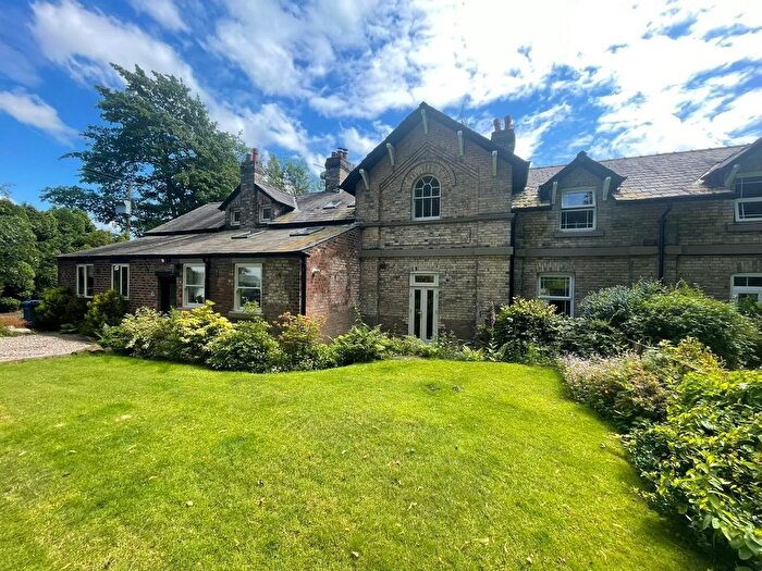 3 Bedroom Property To Rent In Walton Lea Cottage, Warrington, WA4