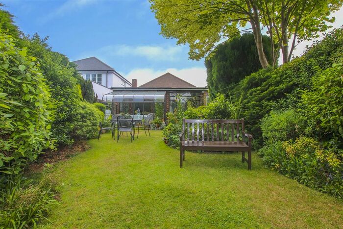 3 Bedroom Detached Bungalow For Sale In Rushdene Road, Brentwood, CM15