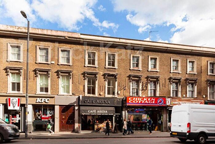4 Bedroom Flat To Rent In City Road, Old Street - Shoreditch, EC1V