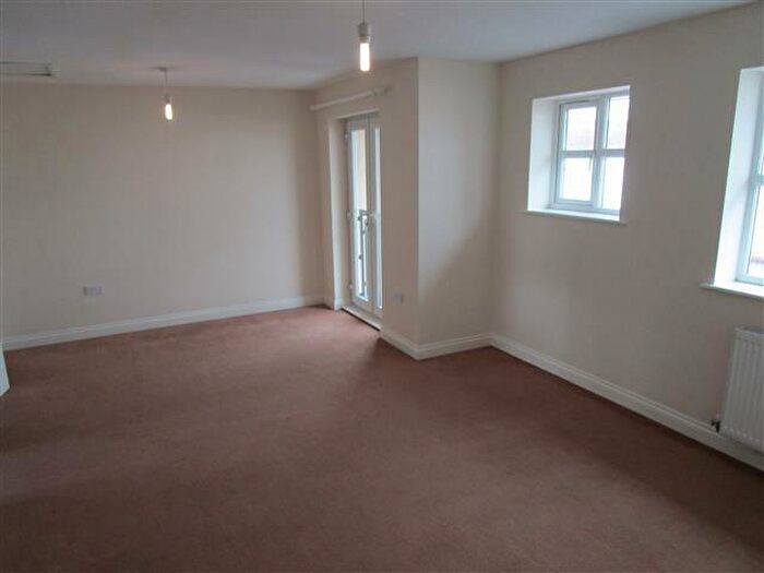 2 Bedroom Apartment To Rent In Old Meeting Street, West Bromwich, B70