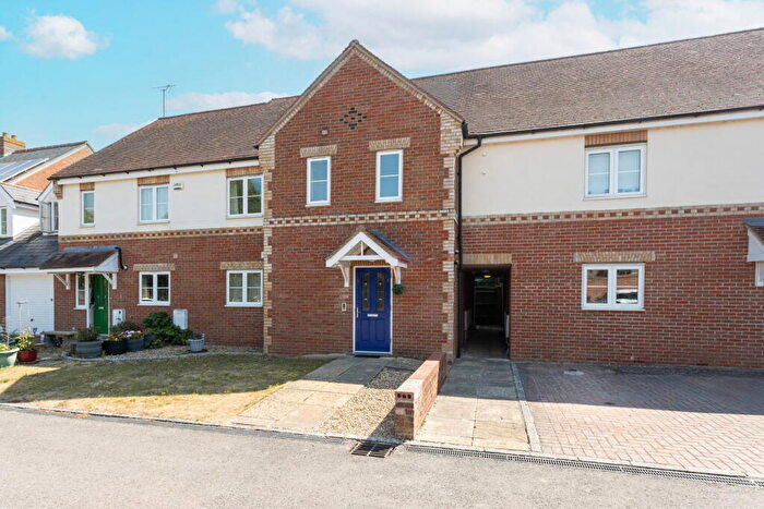 2 Bedroom Flat For Sale In Beehive Close, Cholsey, Wallingford, OX10