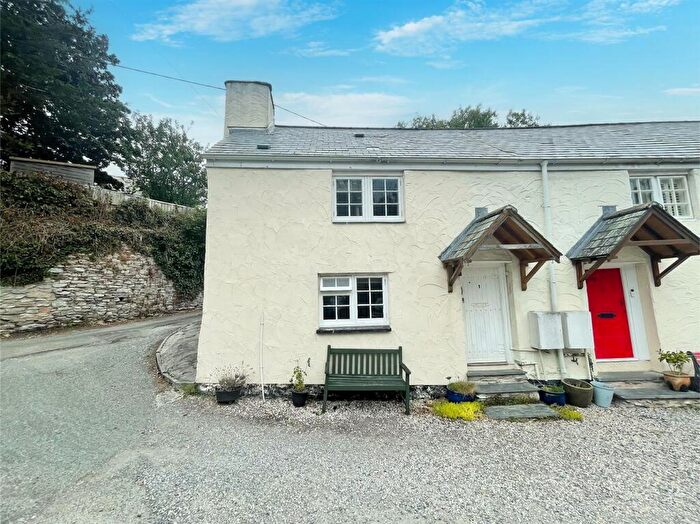2 Bedroom Cottage For Sale In Elburton, Plymouth, PL9