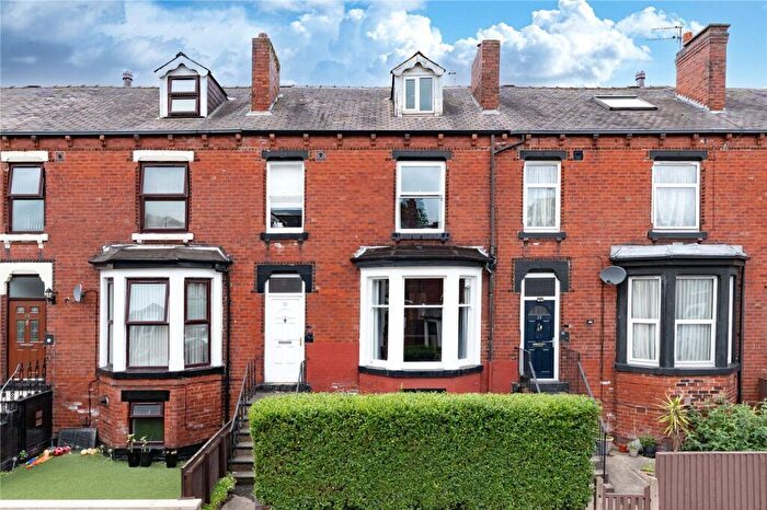 4 Bedroom Terraced House For Sale In Hillcrest Avenue, Leeds, LS7