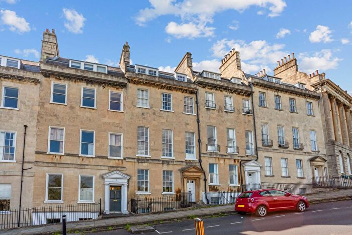 2 Bedroom Flat For Sale In Camden Crescent, Bath, BA1