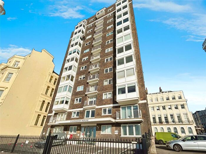 3 Bedroom Apartment For Sale In Kings Road, Brighton, East Sussex, BN1