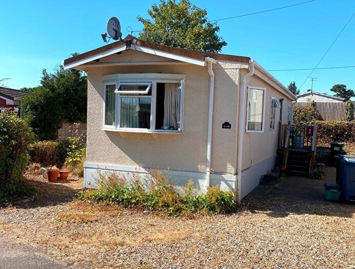 2 Bedroom Detached Bungalow For Sale In Little Marlow, SL7