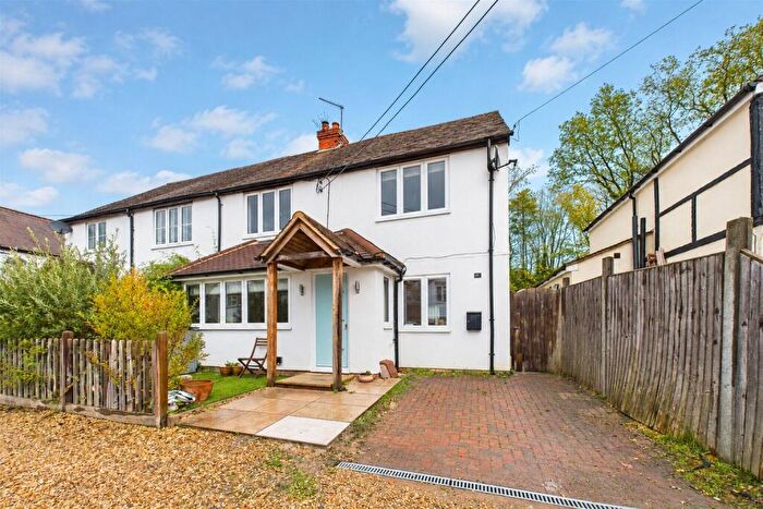 3 Bedroom Semi-Detached House To Rent In Sunray Estate, Sandhurst, Berkhire, GU47
