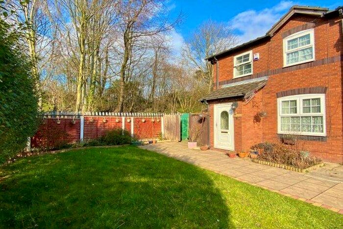 3 Bedroom Semi-Detached House To Rent In Bracewell Close, Manchester, M12