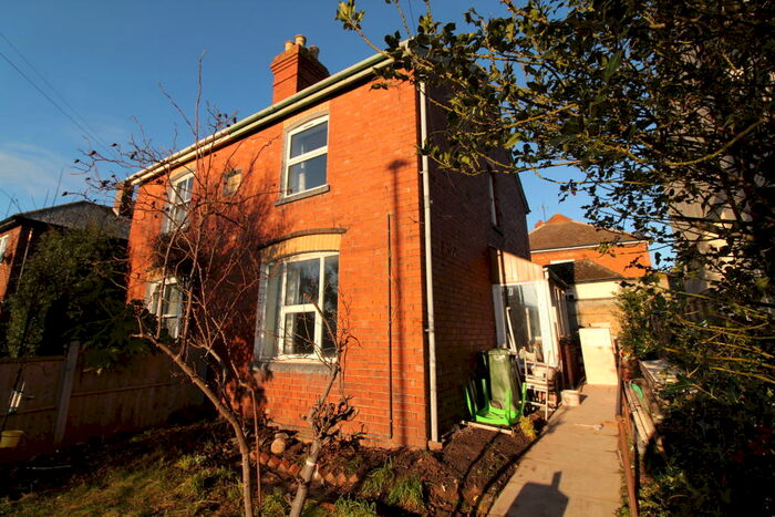 2 Bedroom Semi-Detached House To Rent In Ledbury Road, Hereford, HR1
