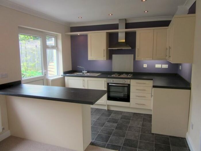 3 Bedroom Property To Rent In Heol Y Gog, Gowerton, Swansea. Bq., SA4