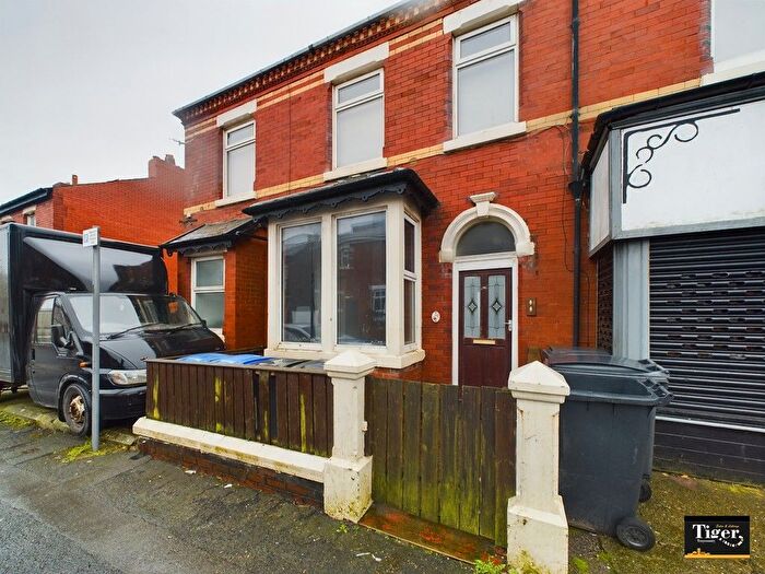 2 Bedroom Flat To Rent In Milbourne Street, Blackpool, FY1