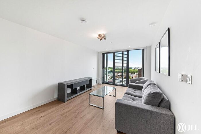 1 Bedroom Flat To Rent In Stratosphere Tower, Great Eastern Road, London, E15