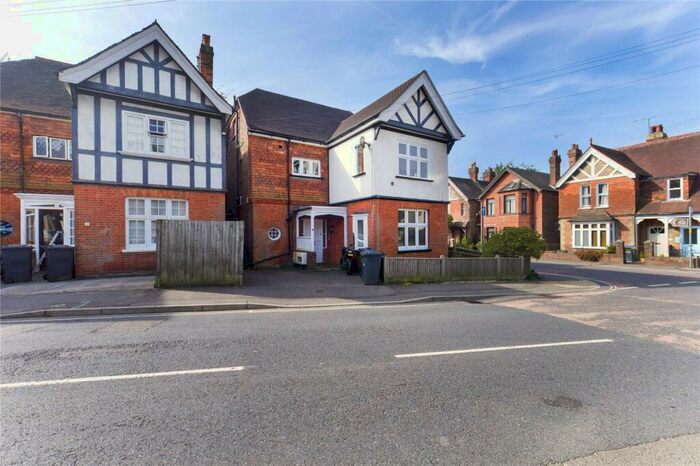 1 Bedroom Apartment To Rent In De La Warr Road, East Grinstead, West Sussex, RH19