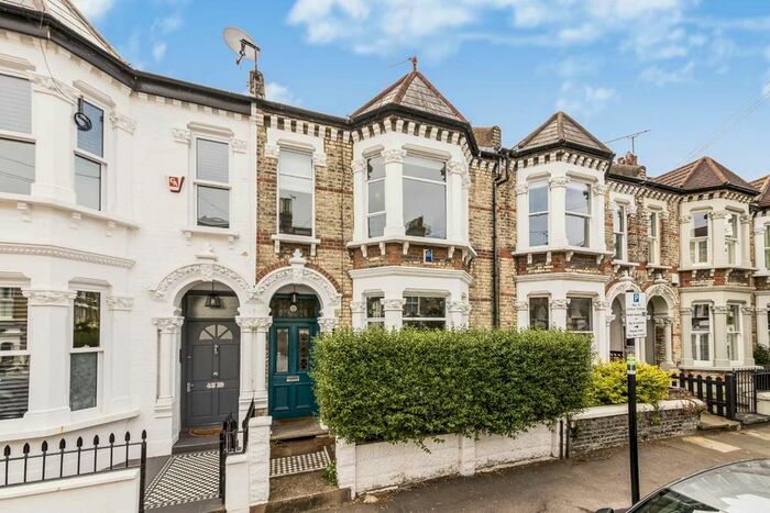 3 Bedroom Terraced House To Rent In Nansen Road, London, SW11