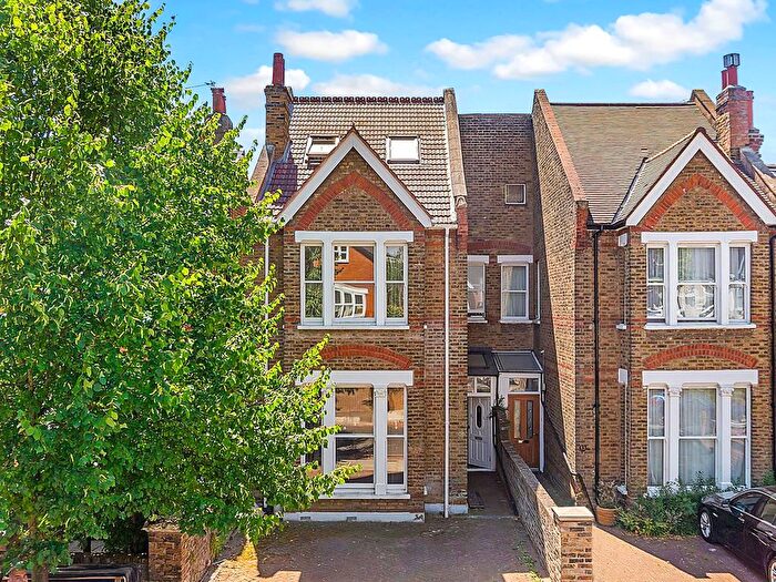 5 Bedroom Semi Detached House For Sale In Waldeck Road, Ealing, London, W13