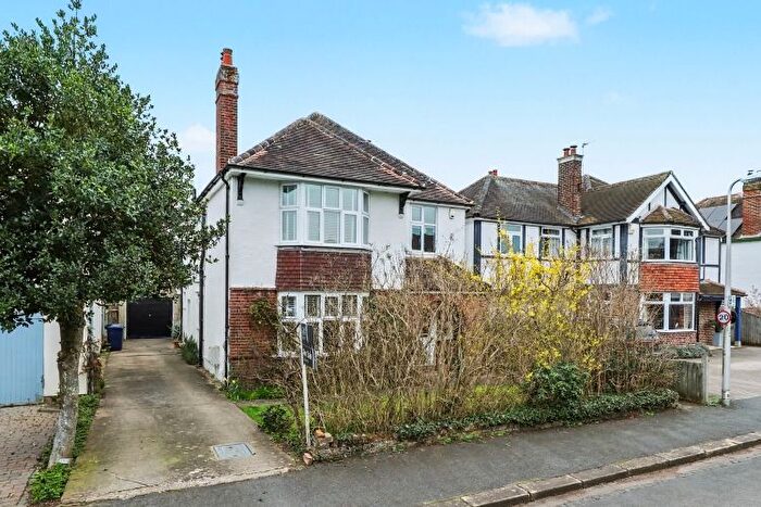 4 Bedroom Detached House For Sale In Talbot Road, Oxford, OX2