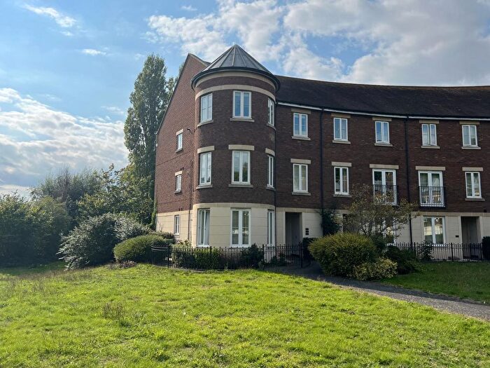 2 Bedroom Flat To Rent In Gras Lawn, St. Leonards, Exeter, EX2