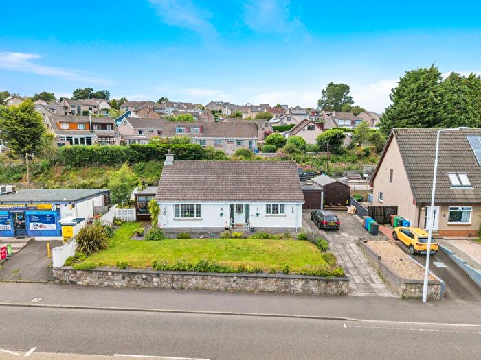 2 Bedroom Detached Bungalow For Sale In Woodmill Road, Dunfermline, KY11