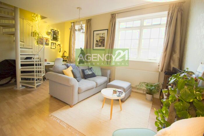 1 Bedroom Flat To Rent In Elgar Close, Upton Park, E13