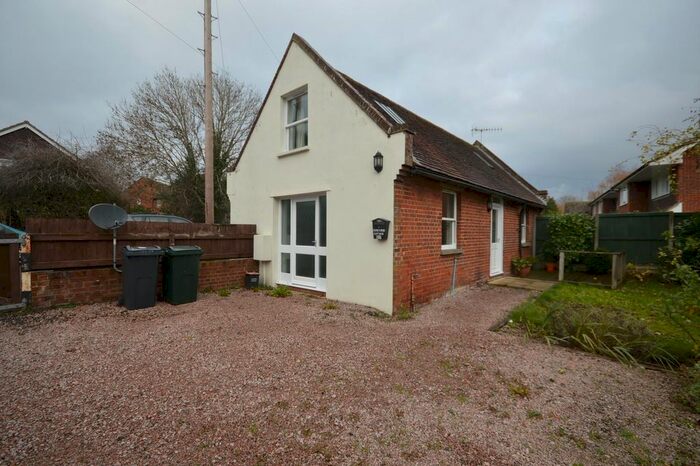 2 Bedroom Detached House To Rent In Ruckinge Road, Hamstreet, Ashford, TN26