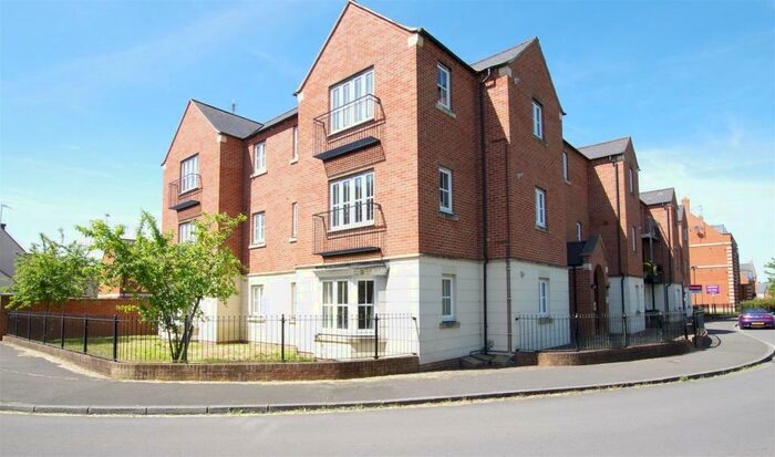 1 Bedroom Ground Flat To Rent In Cassini Drive, Oakhurst, Swindon, SN25