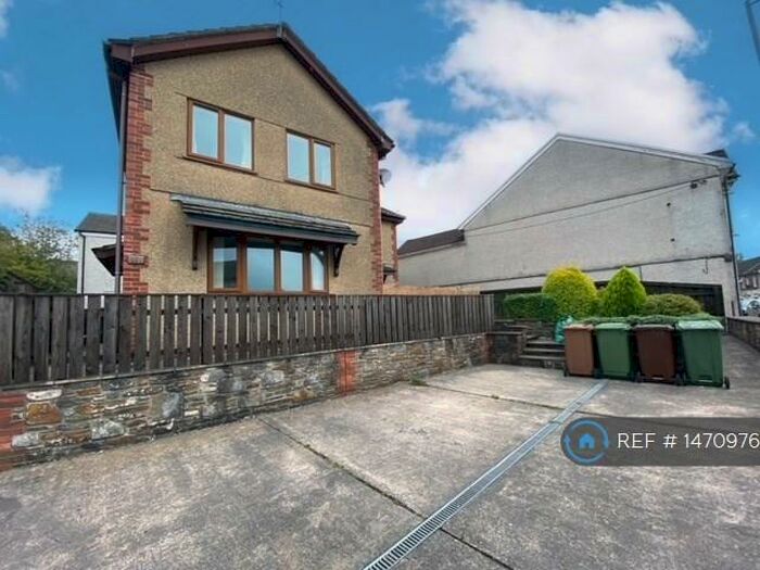 2 Bedroom Detached House To Rent In High Street, Fleur De Lis, Blackwood, NP12