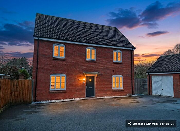 4 Bedroom Detached House For Sale In Goldfinch Road, Melksham, SN12